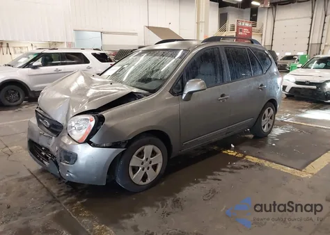 2009 Kia Rondo Lx z USA, uszkodzony, nr VIN KNAFG529097274508